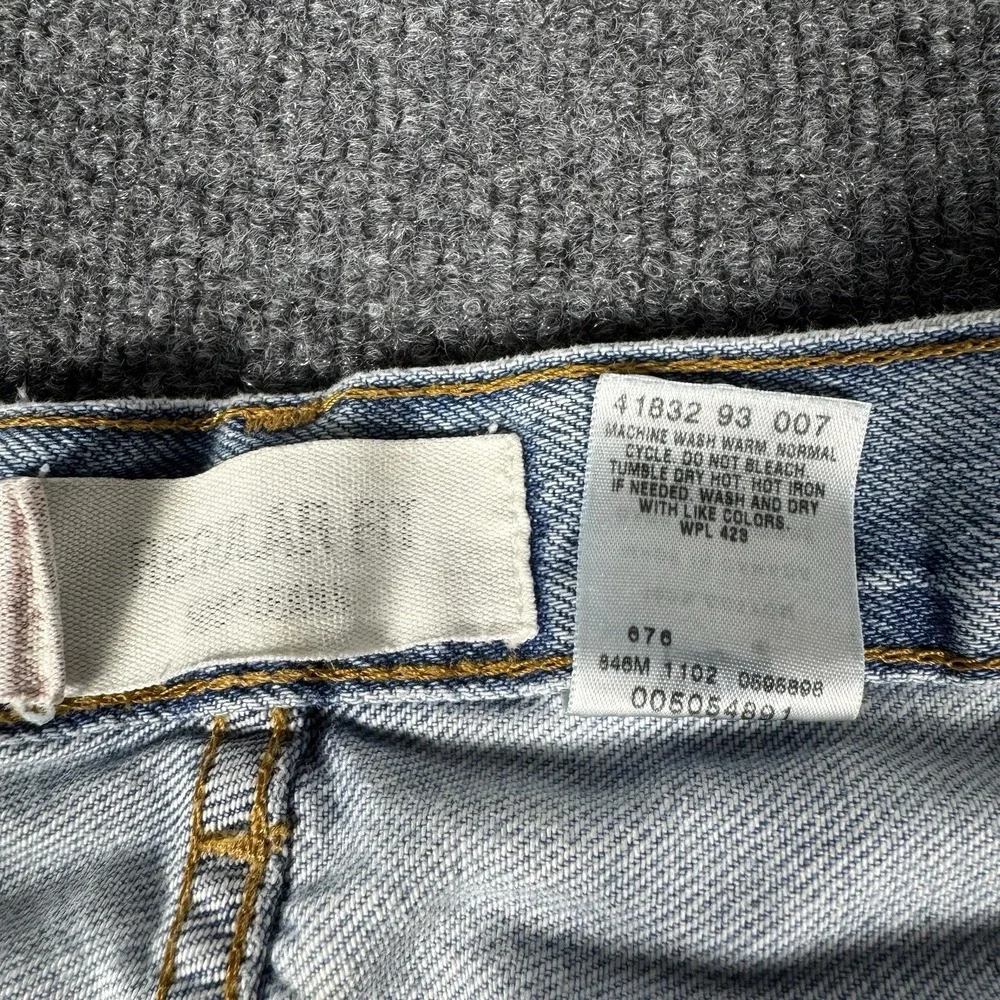 Levi's 505 Vintage Light Wash Distressed‎ Denim Jeans Straight Leg 36x30